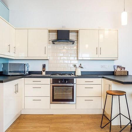 The Beach House - Fully Refurbed March 2024 Oystermouth Ngoại thất bức ảnh