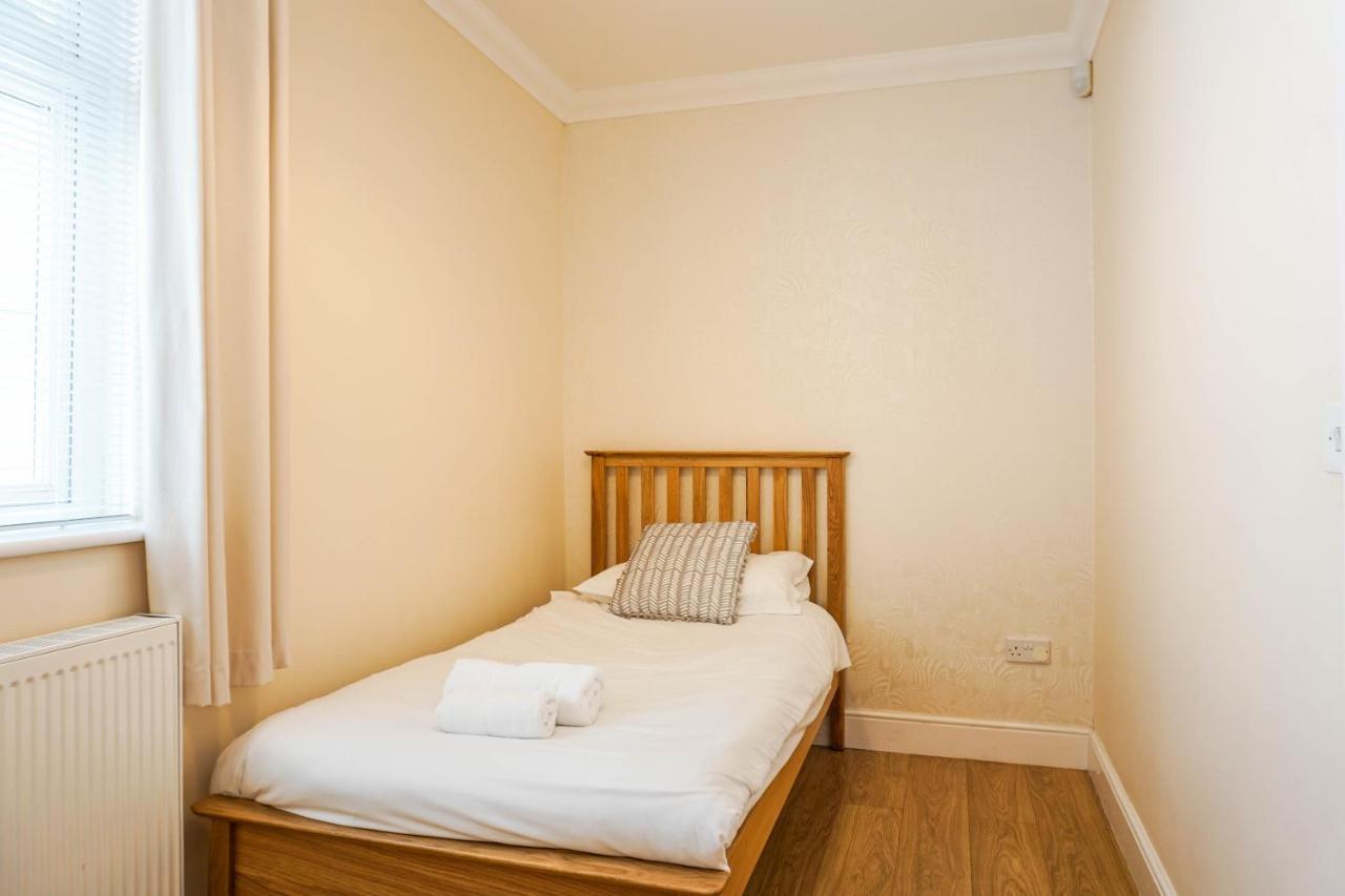 The Beach House - Fully Refurbed March 2024 Oystermouth Ngoại thất bức ảnh
