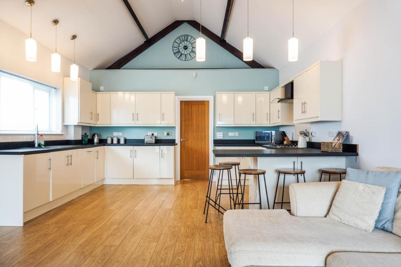 The Beach House - Fully Refurbed March 2024 Oystermouth Ngoại thất bức ảnh